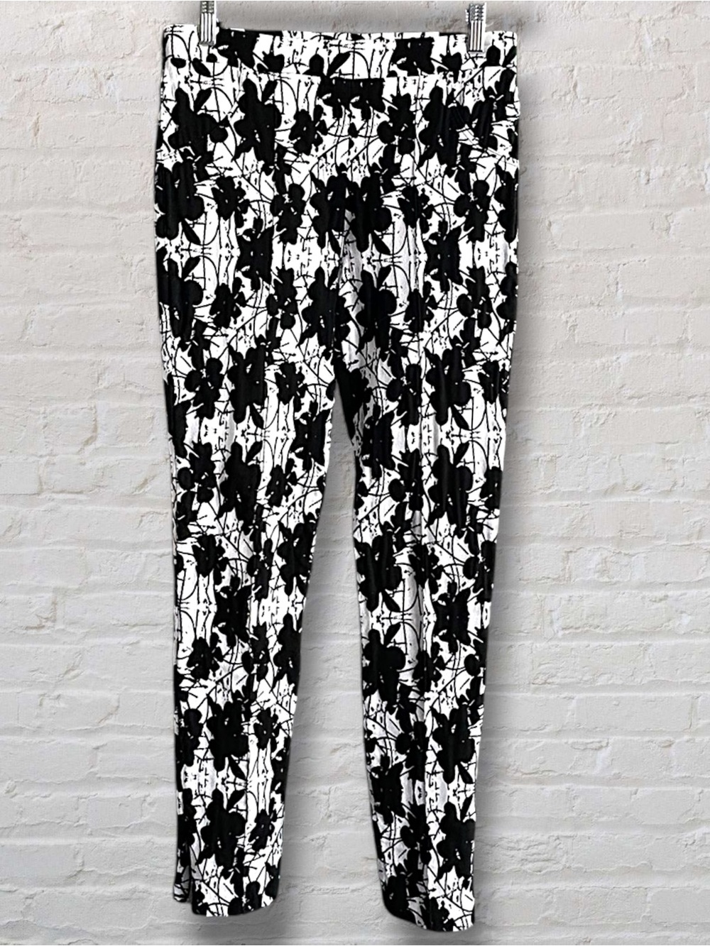 Joseph Ribkoff Floral Print Zipper Ankle Pants Black White High Waisted CAN 8